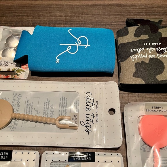 Ryan & Rose Bundle - Picture 5 of 6